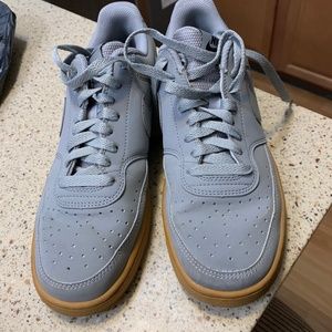 Nike low court vision gray men’s size 8